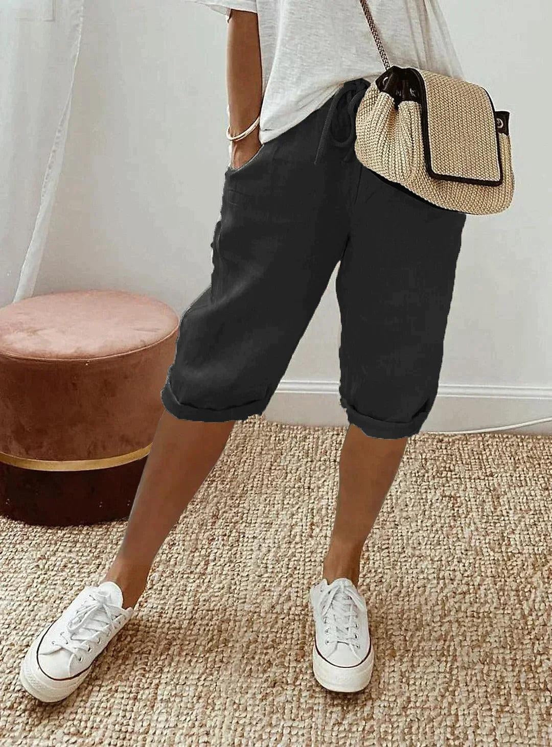 Feodora | Refined Relaxed-Fit Linen Capri Pants