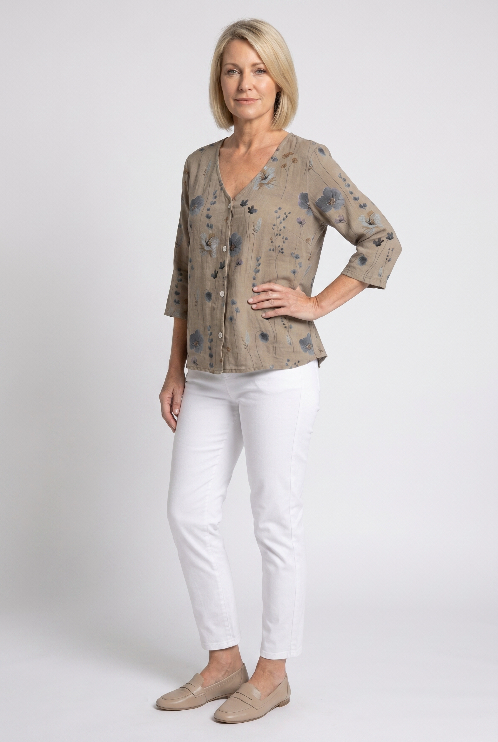 Xavieria | Charming Embroidered V-Neck Blouse